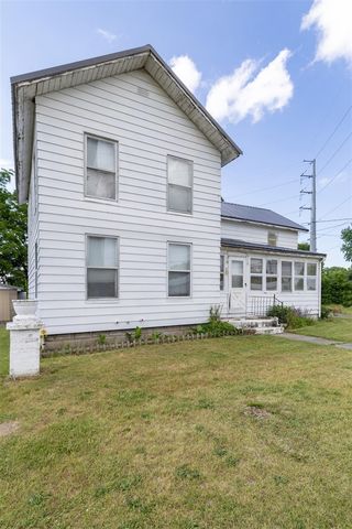 123 Hilltop Lane, Cassopolis, MI 49031