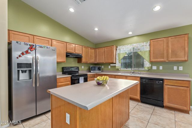 136 N 236TH Avenue, Buckeye, AZ 85396