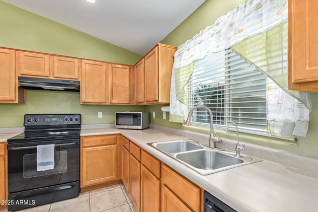 136 N 236TH Avenue, Buckeye, AZ 85396