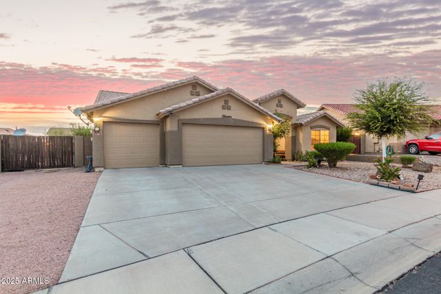 136 N 236TH Avenue, Buckeye, AZ 85396