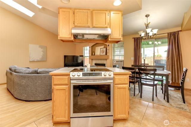 14515 5th Ave E, Tacoma, WA 98445