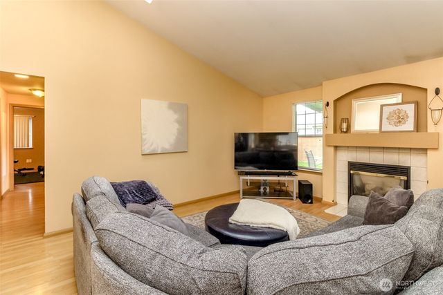 14515 5th Ave E, Tacoma, WA 98445