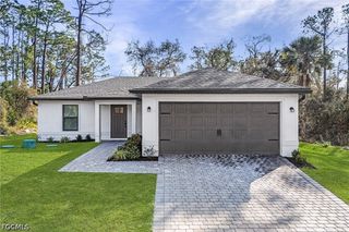 631 Tarapin AVE, Lehigh Acres, FL 33974