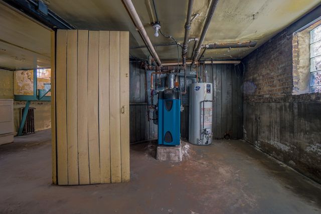 5416 W Cullom Avenue, Chicago, IL 60641