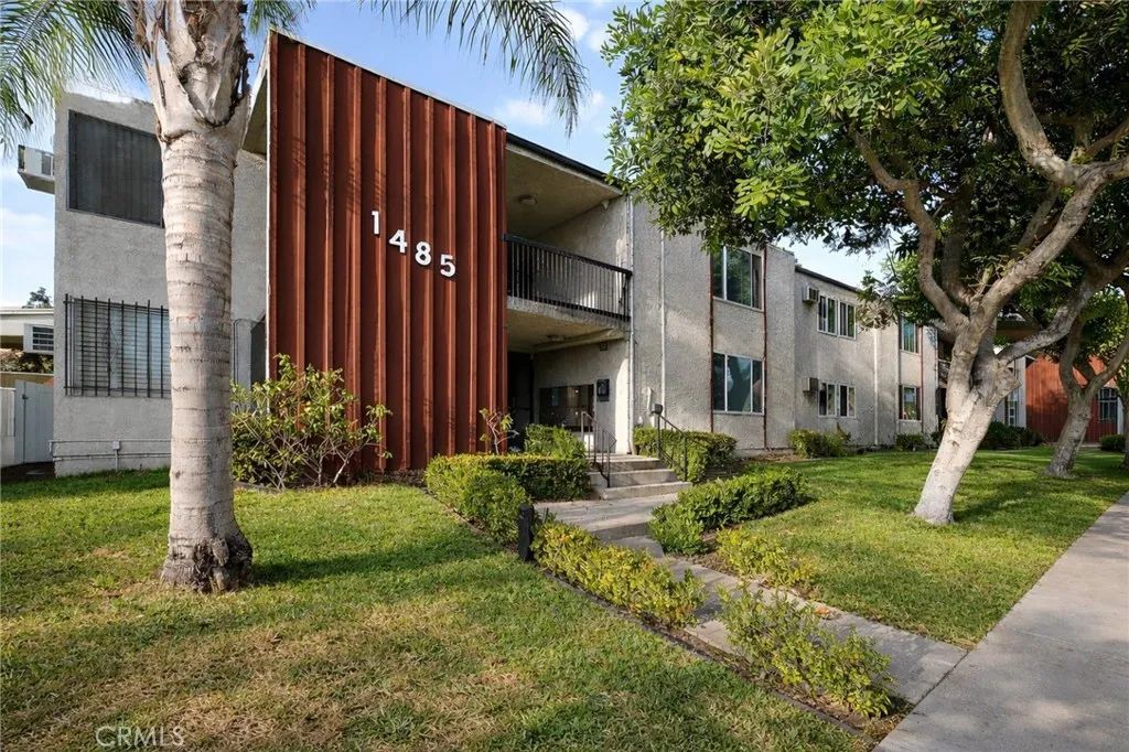 1485 E Wilson, Glendale, CA 91206