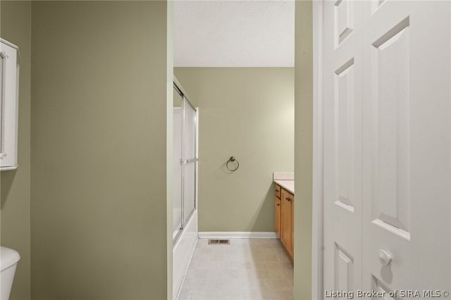 8426 Aberdeen Lane, Charlestown, IN 47111