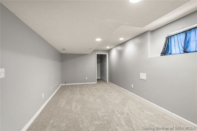 8426 Aberdeen Lane, Charlestown, IN 47111
