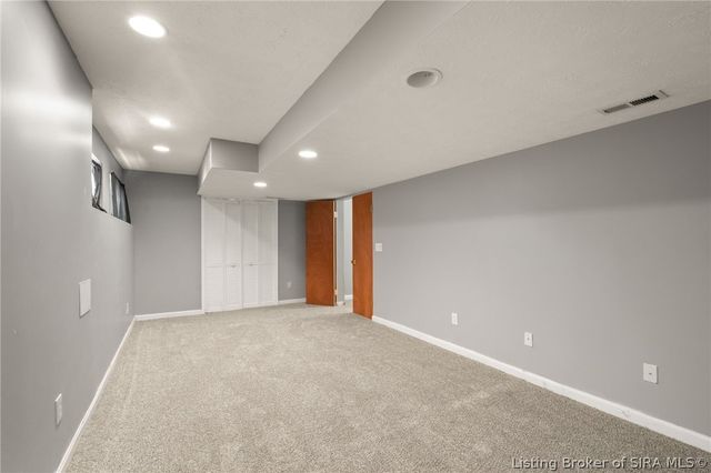 8426 Aberdeen Lane, Charlestown, IN 47111
