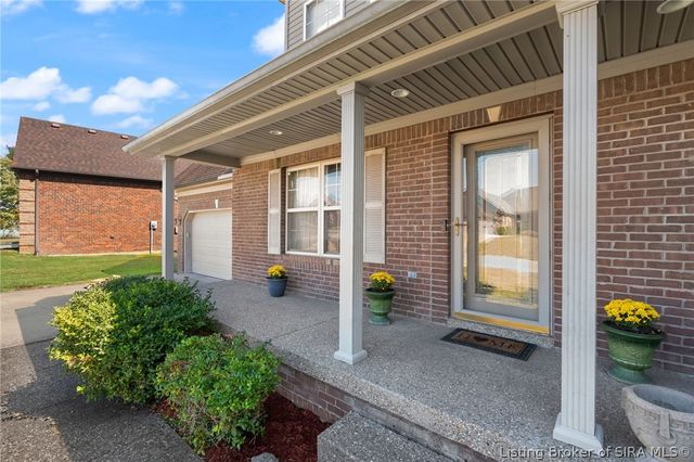 8426 Aberdeen Lane, Charlestown, IN 47111