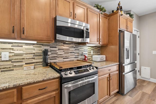 7809 Barnsley Way, Elk Grove, CA 95757