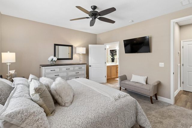 7809 Barnsley Way, Elk Grove, CA 95757