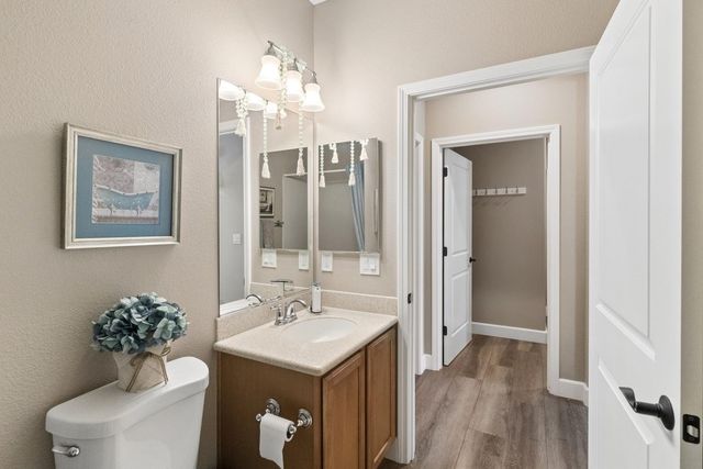 7809 Barnsley Way, Elk Grove, CA 95757