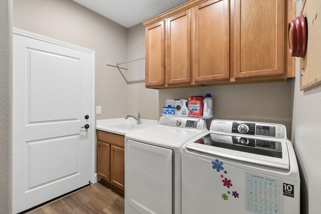 7809 Barnsley Way, Elk Grove, CA 95757