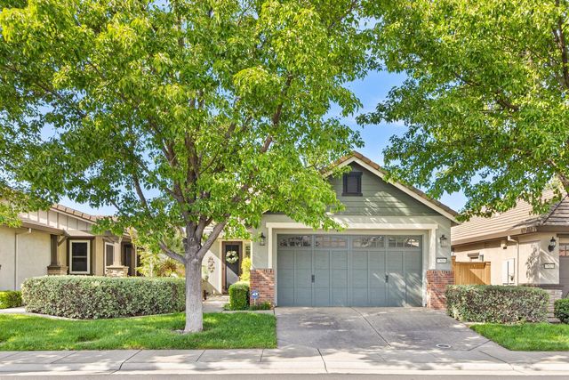 7809 Barnsley Way, Elk Grove, CA 95757