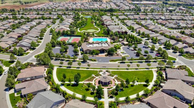 7809 Barnsley Way, Elk Grove, CA 95757