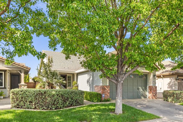 7809 Barnsley Way, Elk Grove, CA 95757