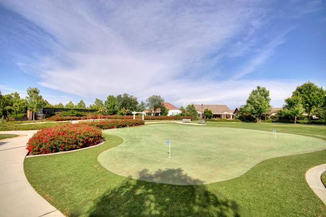 7809 Barnsley Way, Elk Grove, CA 95757