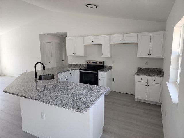 11370 SE 123RD AVENUE, Dunnellon, FL 34431