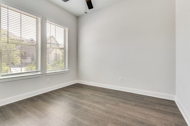 709 Morning Dove Lane, Arlington, TX 76005