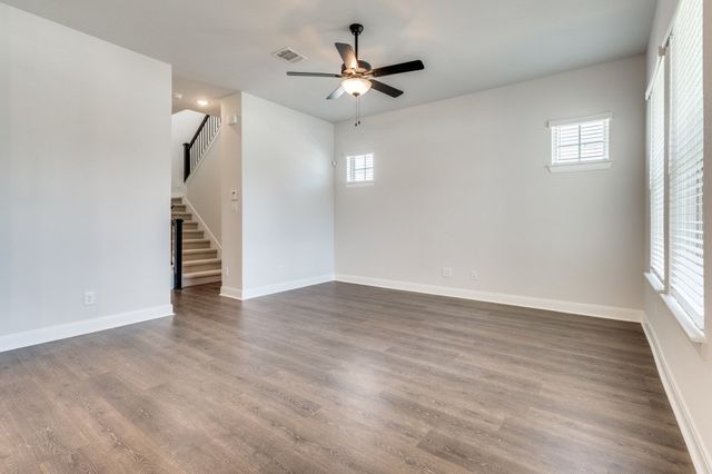 709 Morning Dove Lane, Arlington, TX 76005