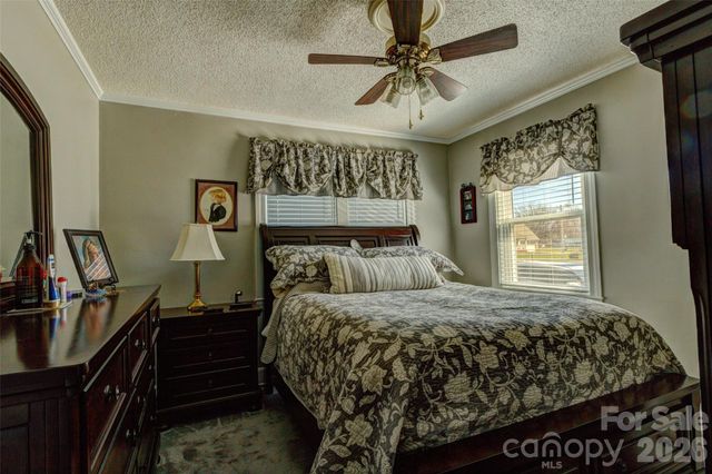 328 S Pink Street, Cherryville, NC 28021