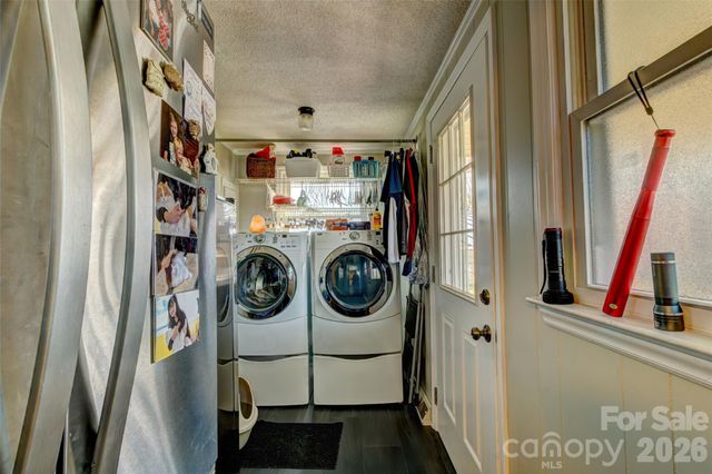 328 S Pink Street, Cherryville, NC 28021