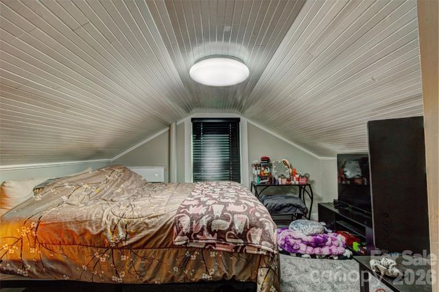 328 S Pink Street, Cherryville, NC 28021