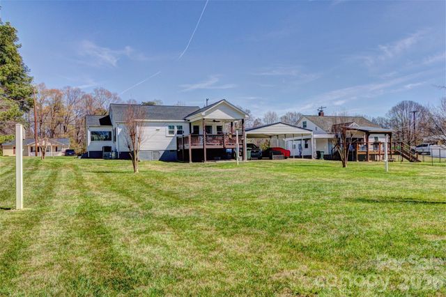 328 S Pink Street, Cherryville, NC 28021