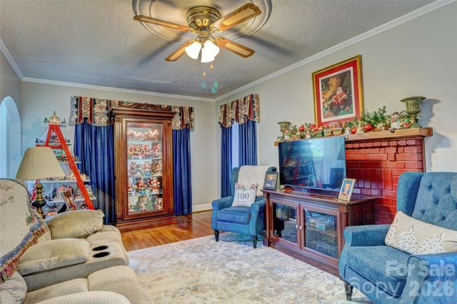 328 S Pink Street, Cherryville, NC 28021