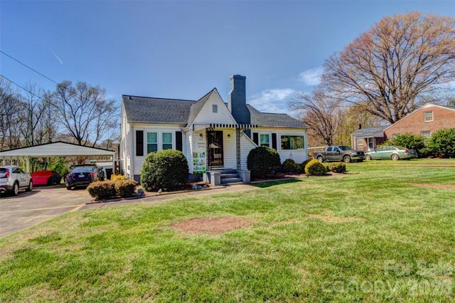 328 S Pink Street, Cherryville, NC 28021