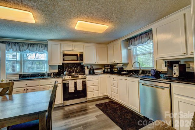 328 S Pink Street, Cherryville, NC 28021