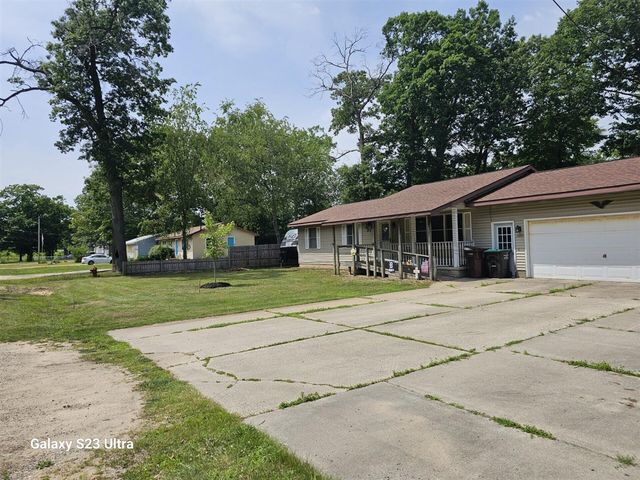 3074 Glenrick Avenue, Muskegon, MI 49442