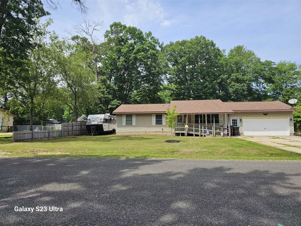3074 Glenrick Avenue, Muskegon, MI 49442