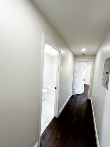 526 Berkley St, Berkley, MA 02779
