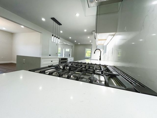 526 Berkley St, Berkley, MA 02779