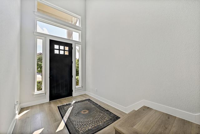 17211 Hattie TRCE, Austin, TX 78738