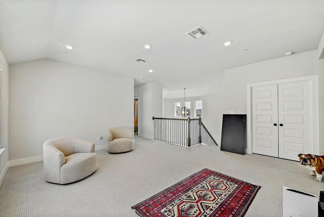17211 Hattie TRCE, Austin, TX 78738