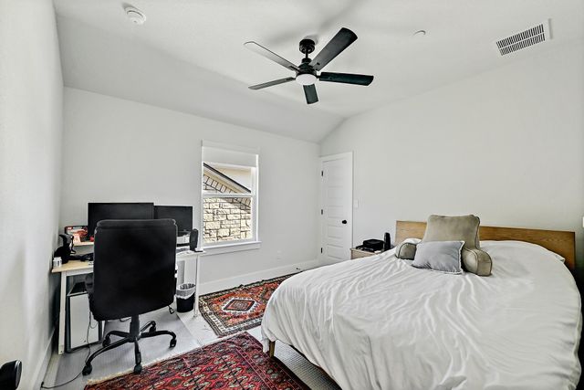 17211 Hattie TRCE, Austin, TX 78738