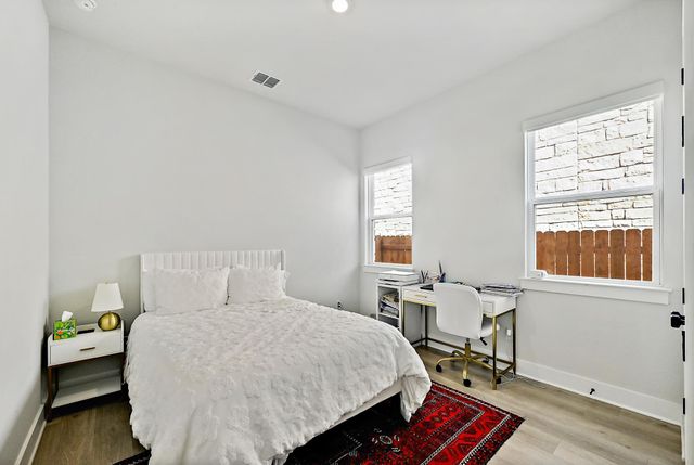 17211 Hattie TRCE, Austin, TX 78738