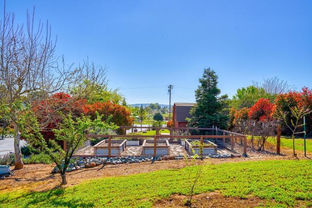 1815 Hoya Ct, Copperopolis, CA 95228