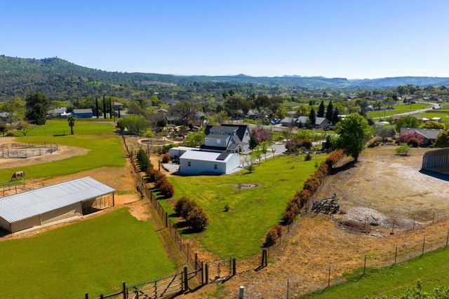 1815 Hoya Ct, Copperopolis, CA 95228