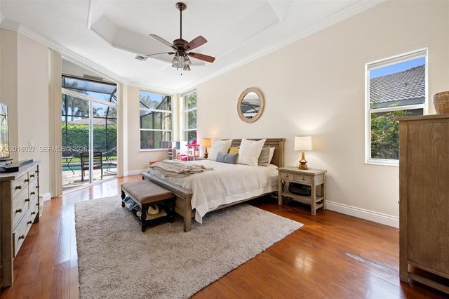 2538 Eagle Run Dr, Weston, FL 33327