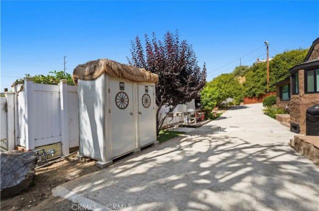 9578 Sunland, Shadow Hills, CA 91040