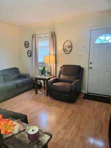 13995 Hendricks Avenue, Warren, MI 48089