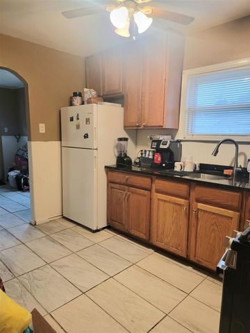 13995 Hendricks Avenue, Warren, MI 48089