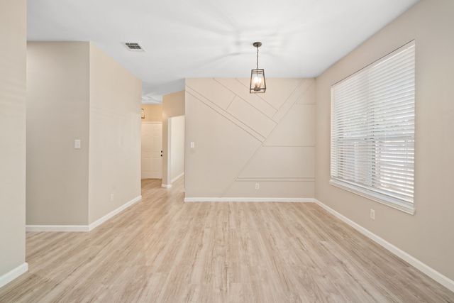3957 Parkhaven Drive, Denton, TX 76210