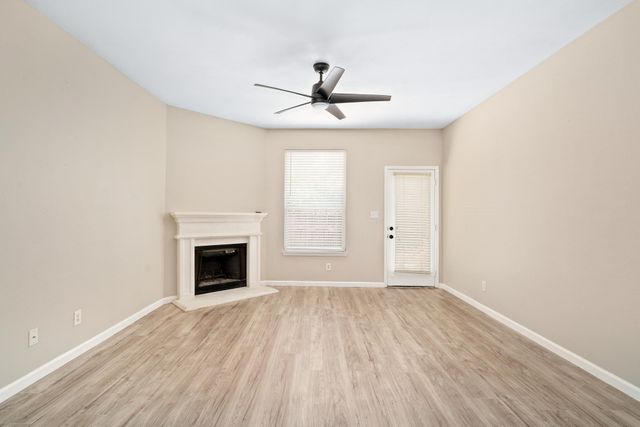 3957 Parkhaven Drive, Denton, TX 76210