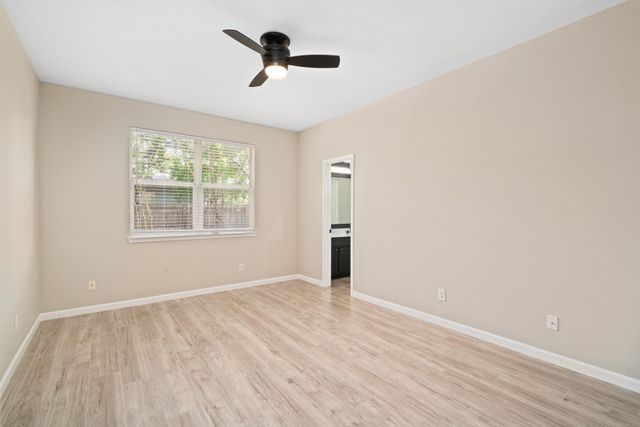 3957 Parkhaven Drive, Denton, TX 76210