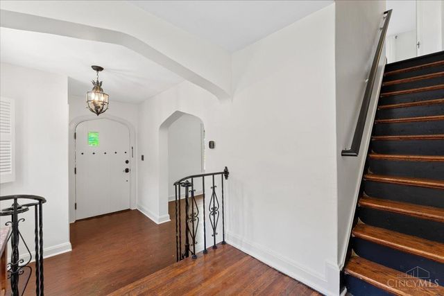1718 Bella Vista Street, Cincinnati, OH 45237