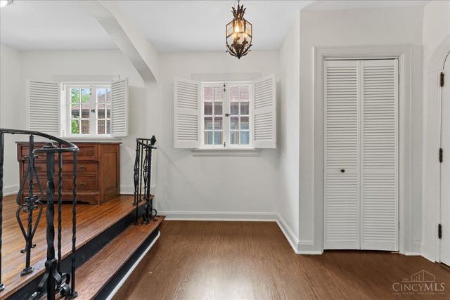1718 Bella Vista Street, Cincinnati, OH 45237